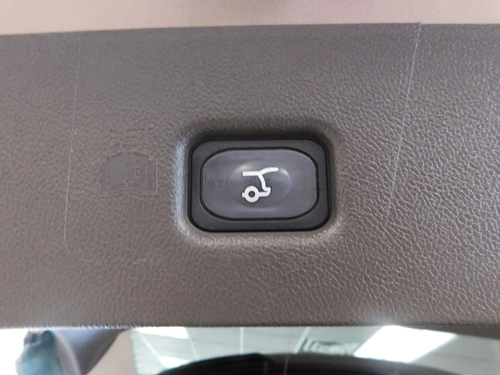 Used 2021 Mocha Lincoln Reserve image 53