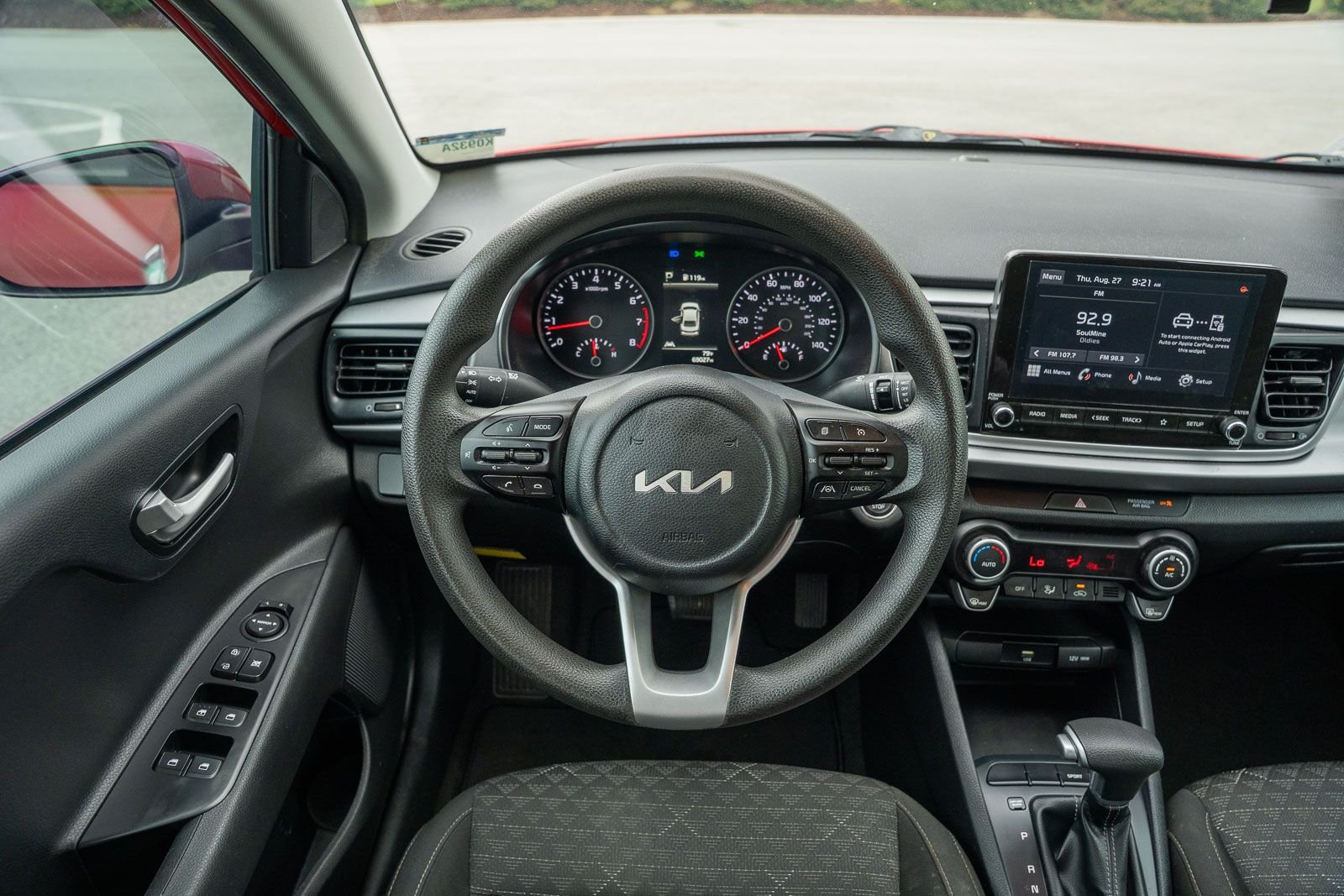 Used 2023 Red Kia S image 26