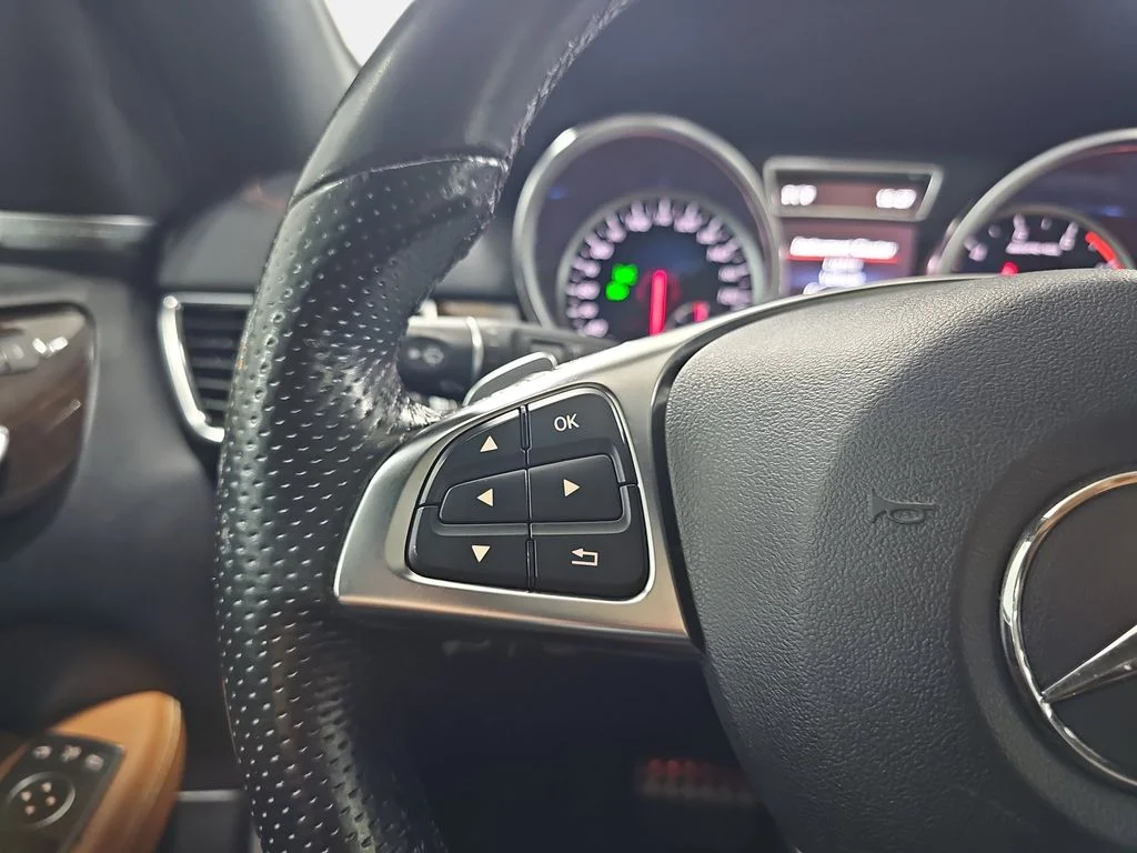 Used 2019 Silver Mercedes-Benz GLE 43 AMG® image 19