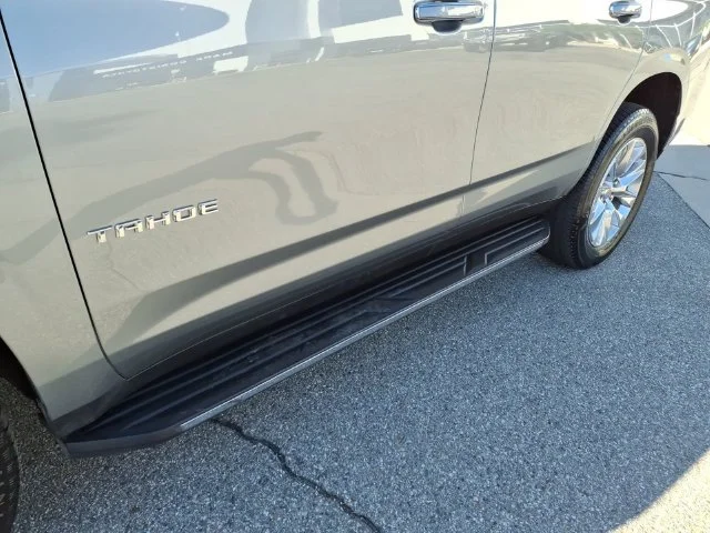 Used 2025 Sterling Gray Metallic Chevrolet Premier image 13