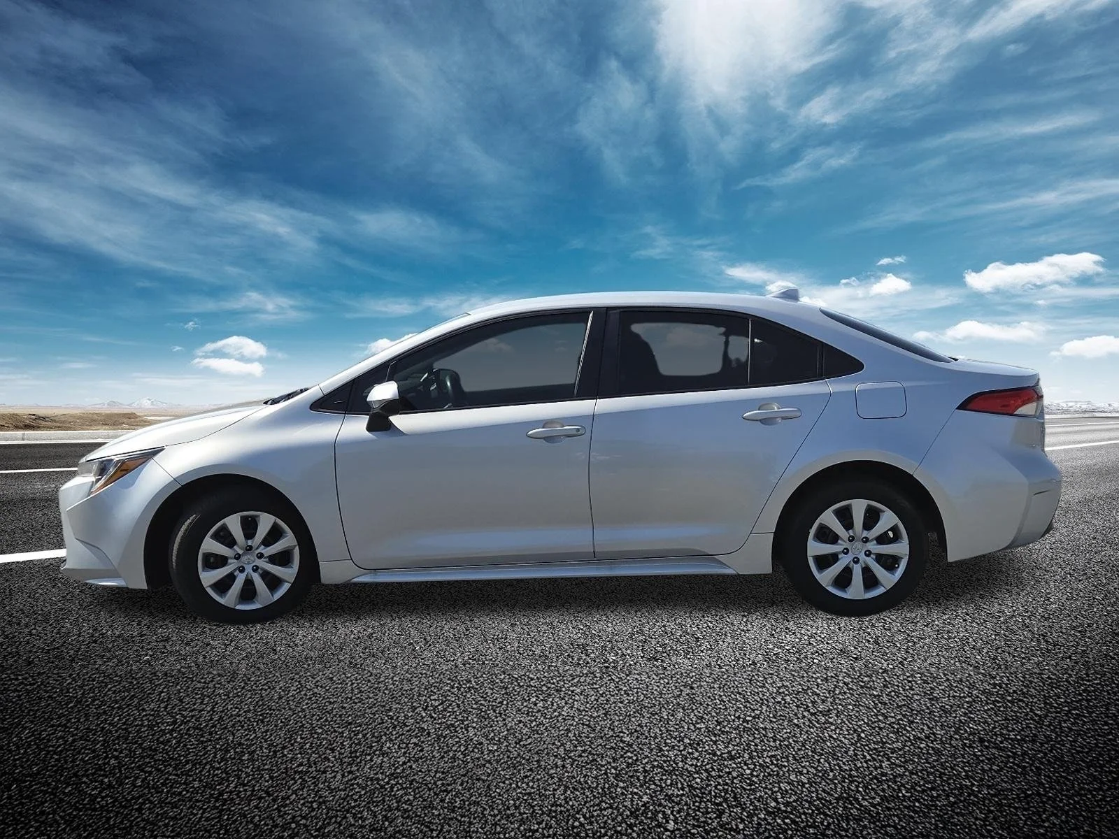 2024 Toyota Corolla LE - Photo 13