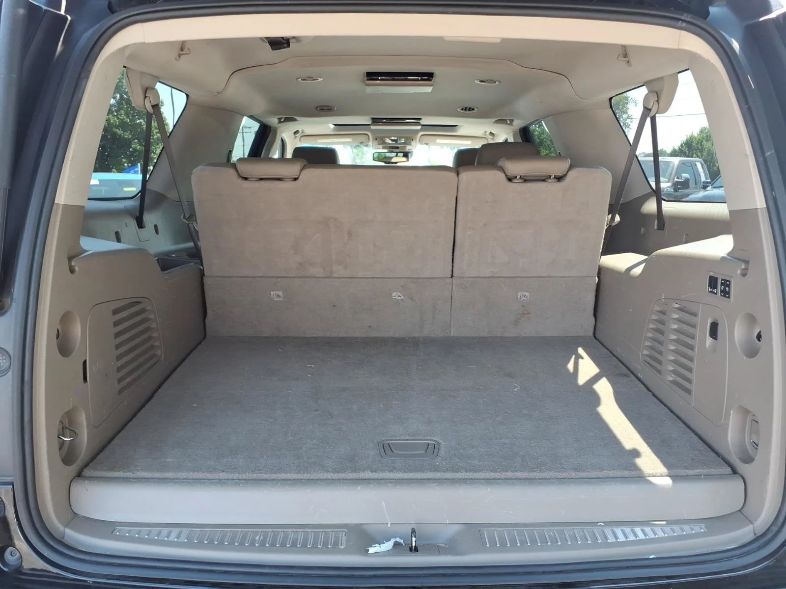Used 2020 Onyx Black GMC SLT image 26