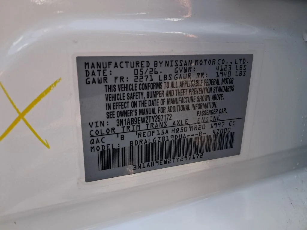 New 2026 White Nissan SL image 31