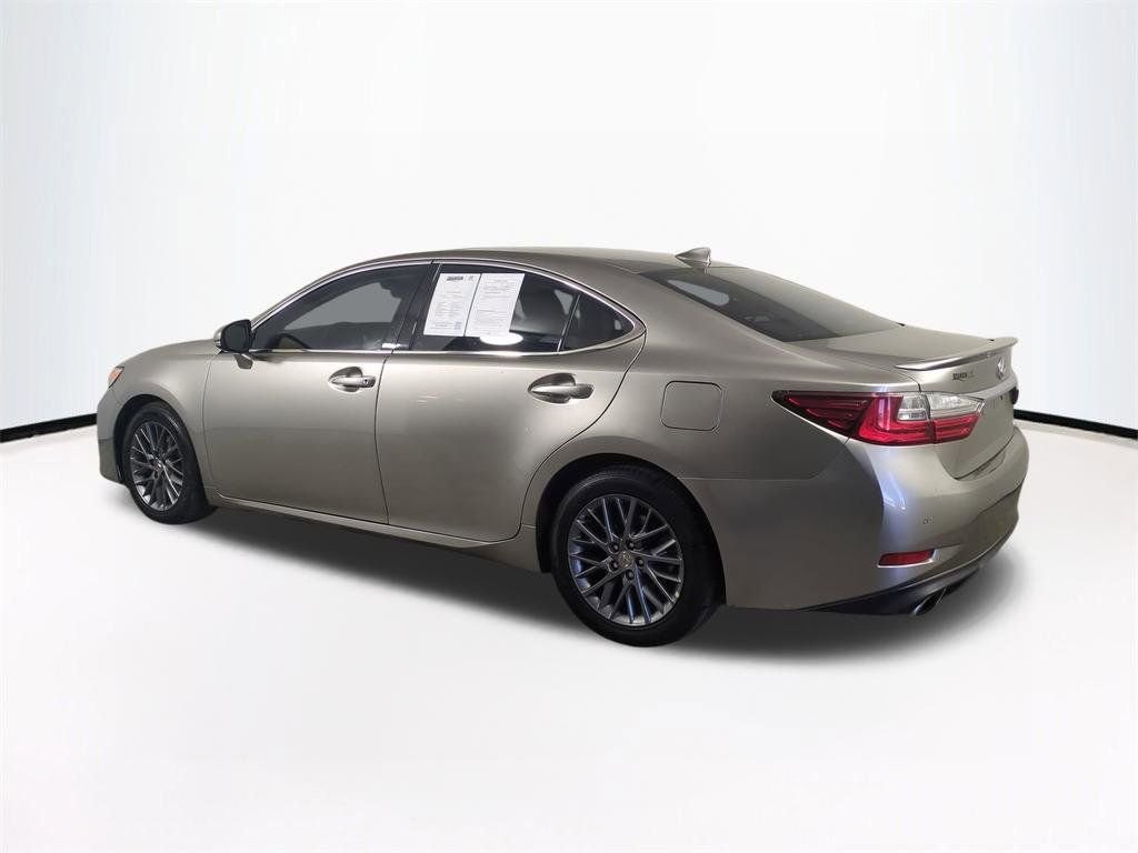 2018 Lexus ES 350 - Photo 7