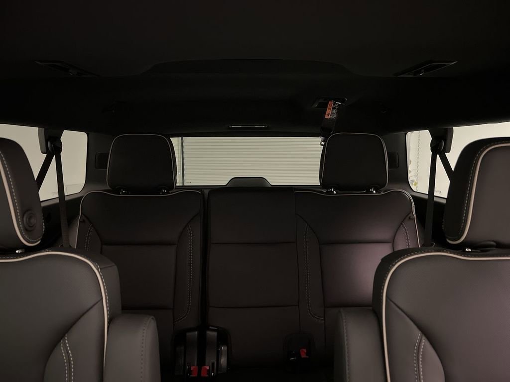 2026 Chevrolet Suburban Premier - Photo 24