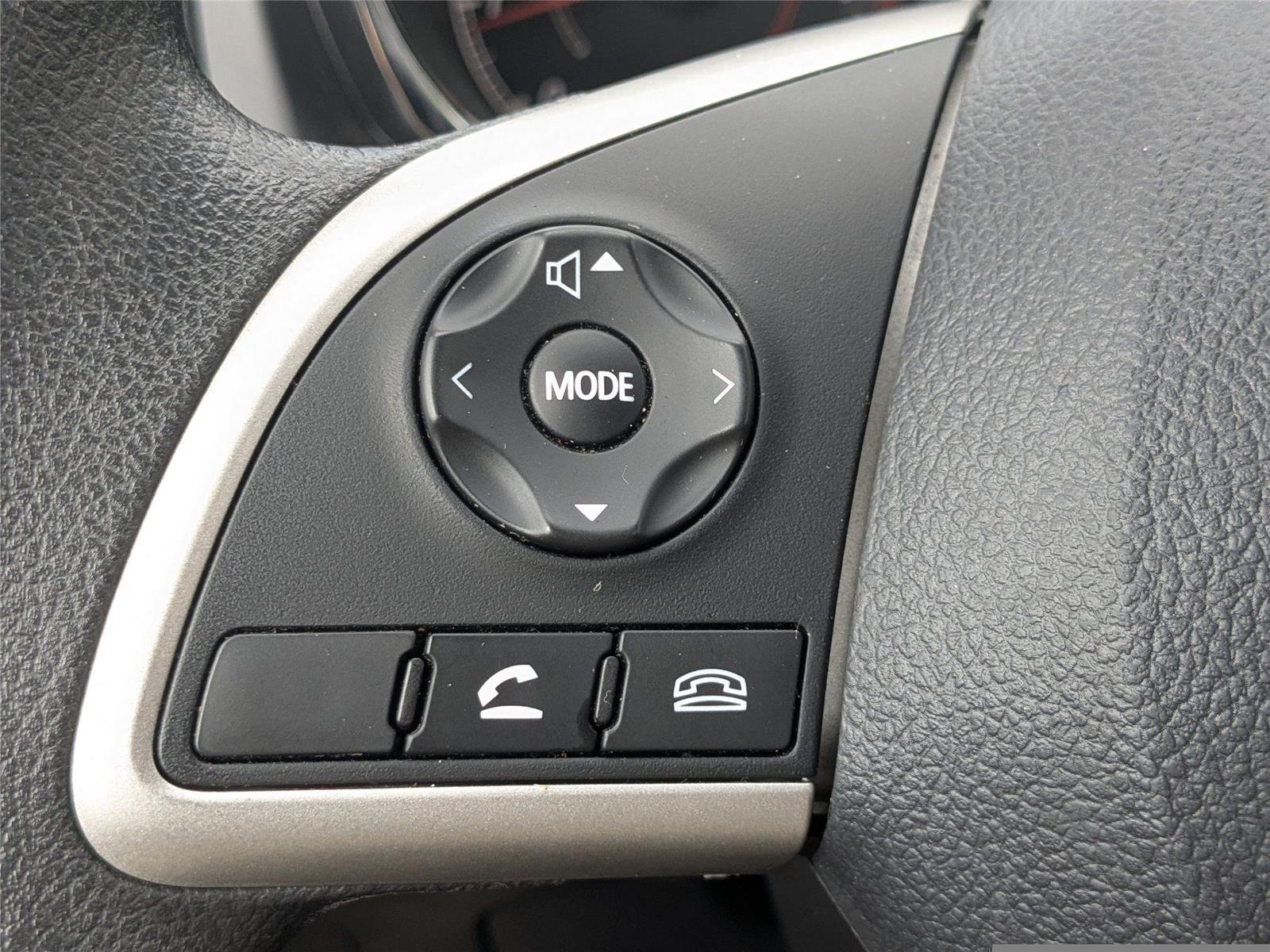 Used 2025  Mitsubishi S image 22