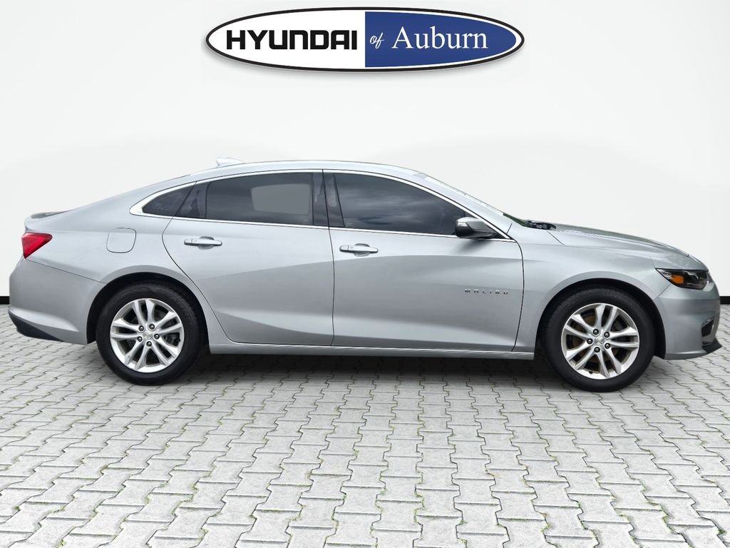 Used 2018 Silver Chevrolet LT image 4