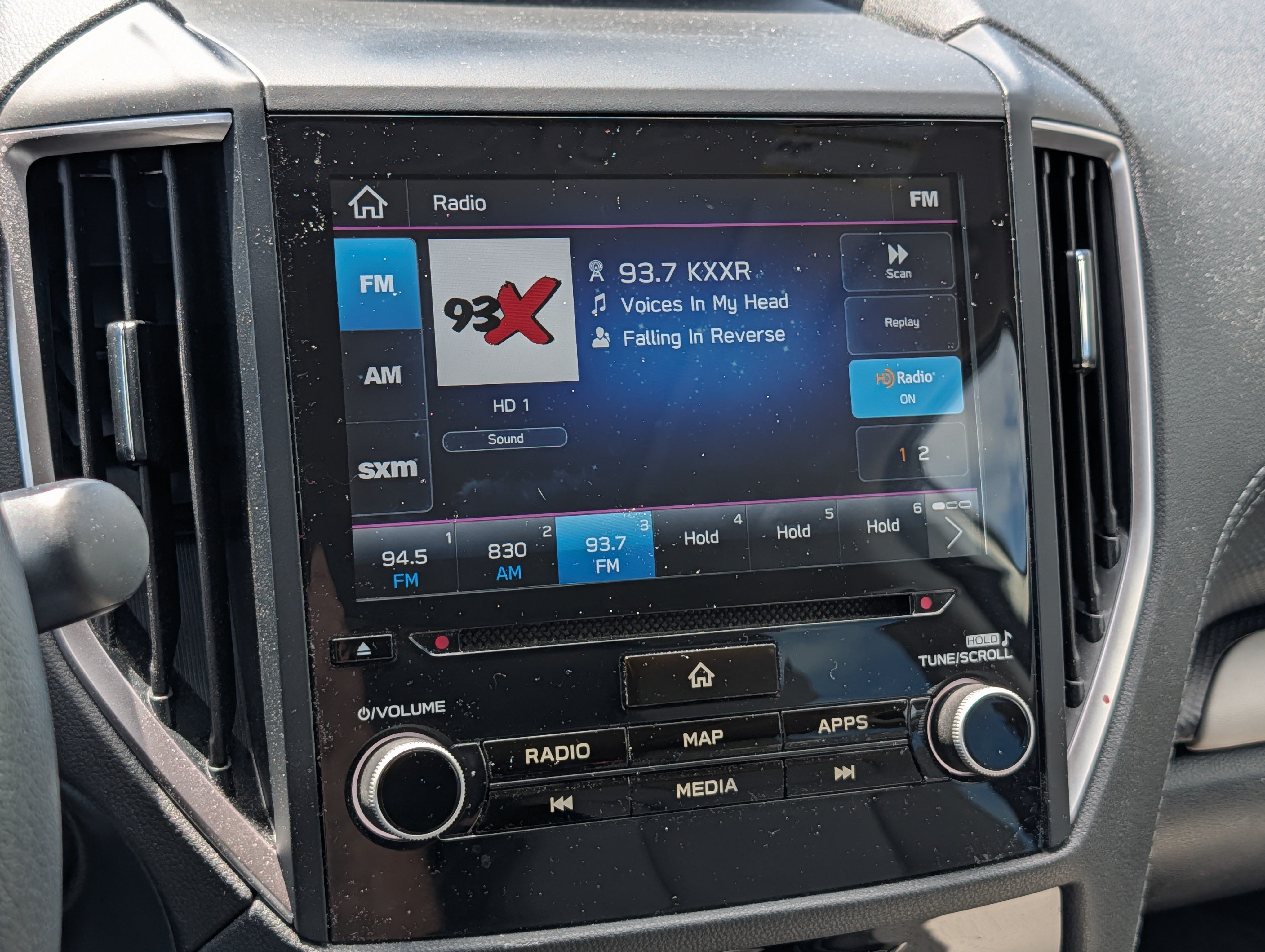 Used 2023 Crystal White Pearl Subaru Limited image 22