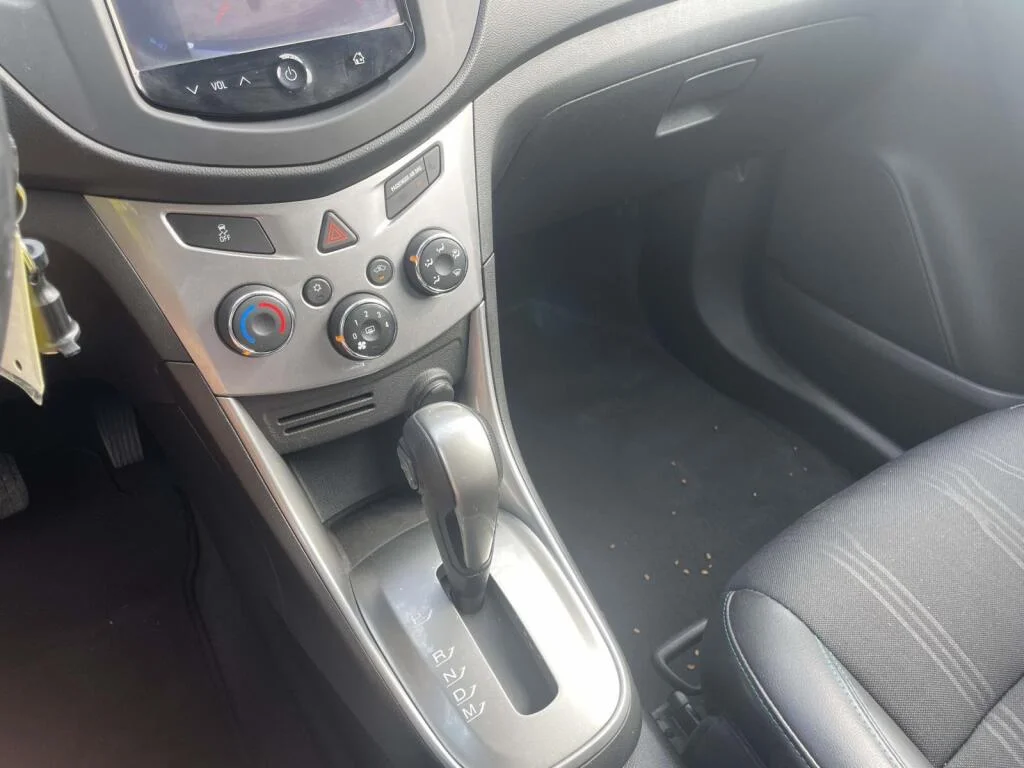 Certified Used 2015 Silver Ice Metallic Chevrolet LT image 27
