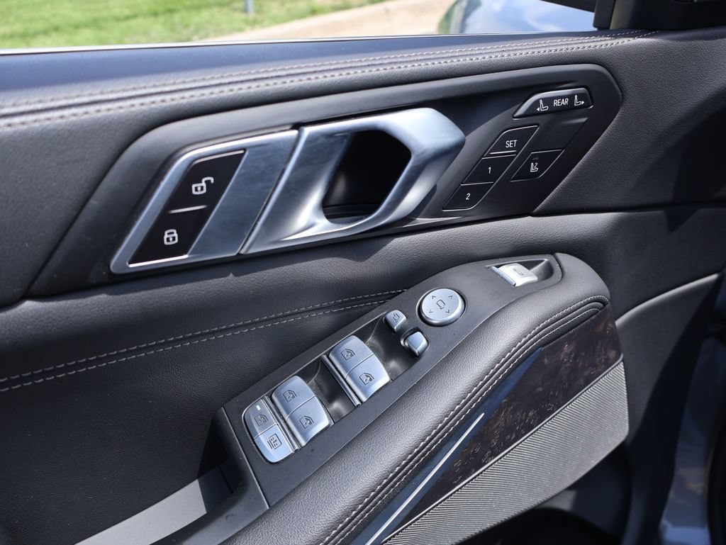 2025 BMW X7 40i - Photo 22