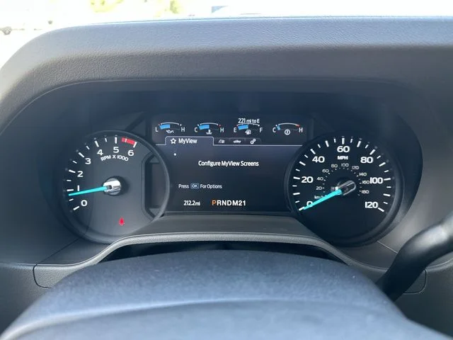 New 2027 Oxford White Ford E-350 SRW image 36