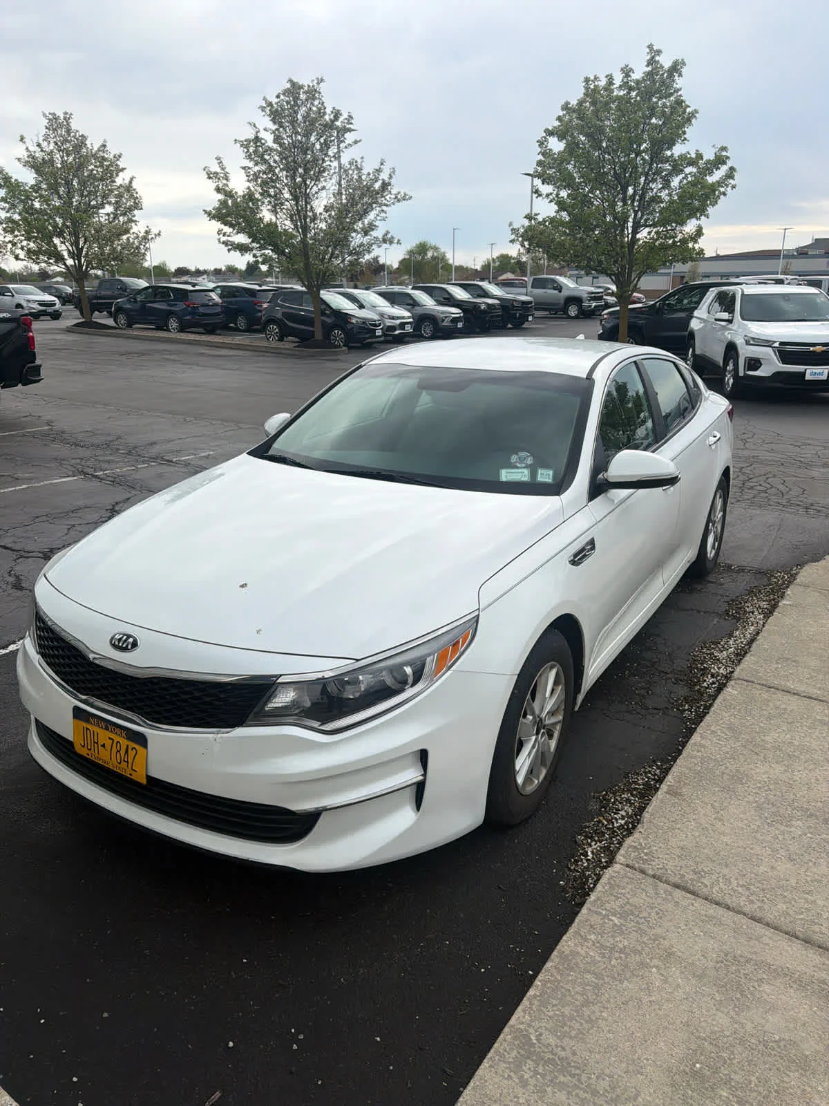 2016 Kia Optima LX AT's photo