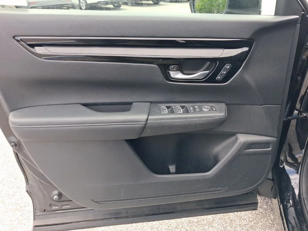 Used 2024  Honda EX-L image 20