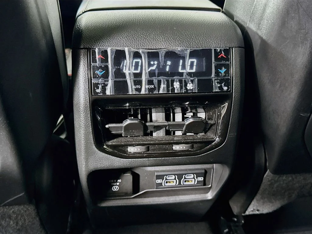 Used 2025 Black Jeep Summit image 26