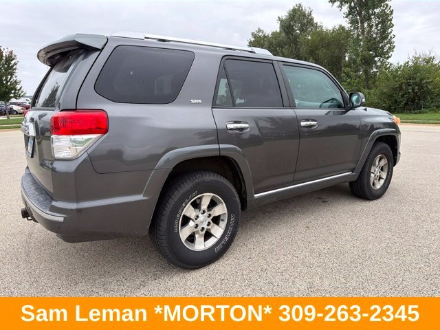 Used 2011 Gray Toyota SR5 image 3