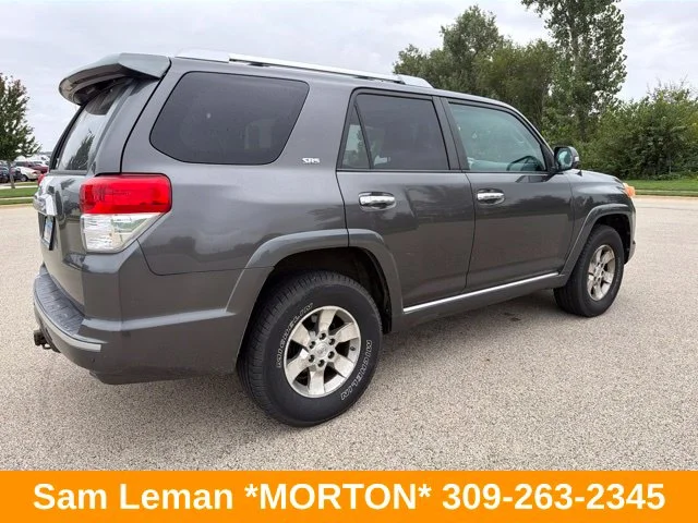 Used 2011 Gray Toyota SR5 image 3