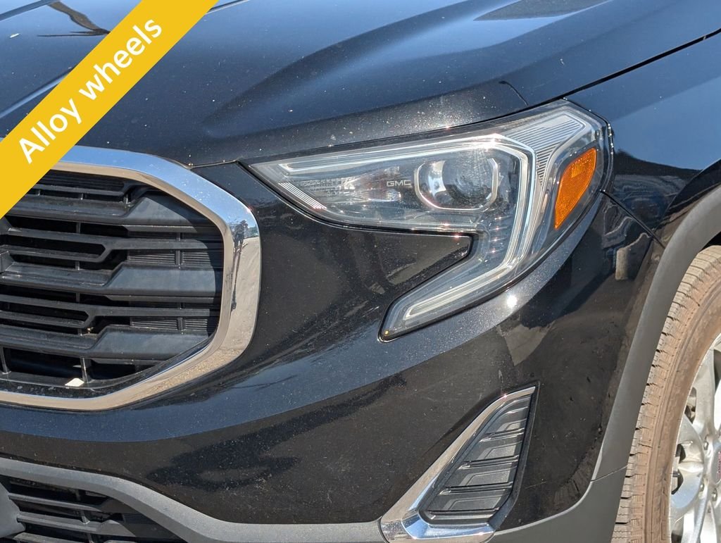 Used 2019 Black GMC SLE image 9