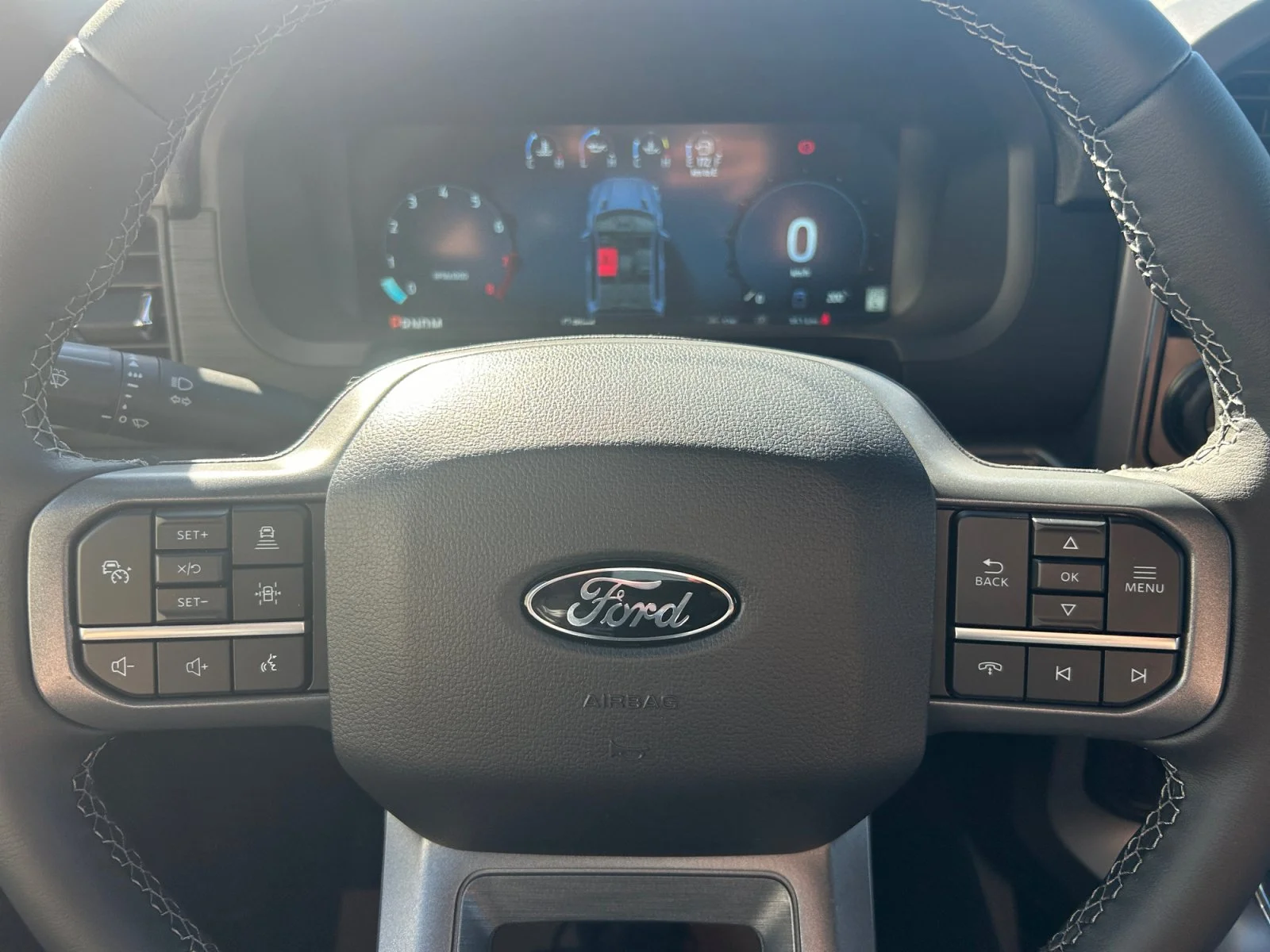 New 2026 Oxford White Ford XLT image 21