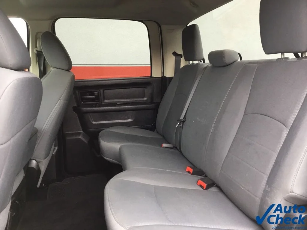 Used 2015 White Ram Tradesman image 35