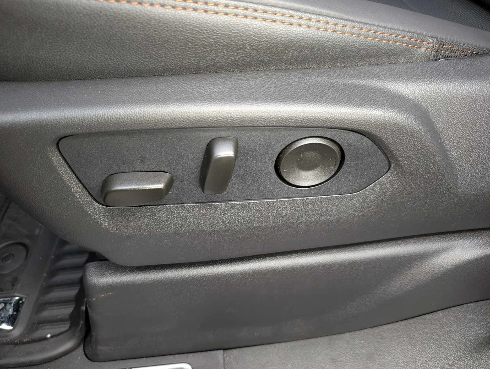 2026 GMC Sierra 2500HD AT4 - Photo 35