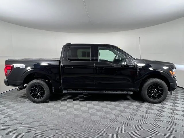 Used 2024 Black Ford XLT image 8