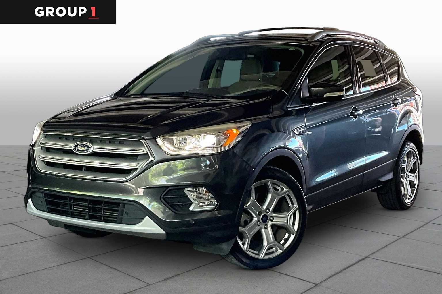 2018 Ford Escape Titanium 4WD's photo