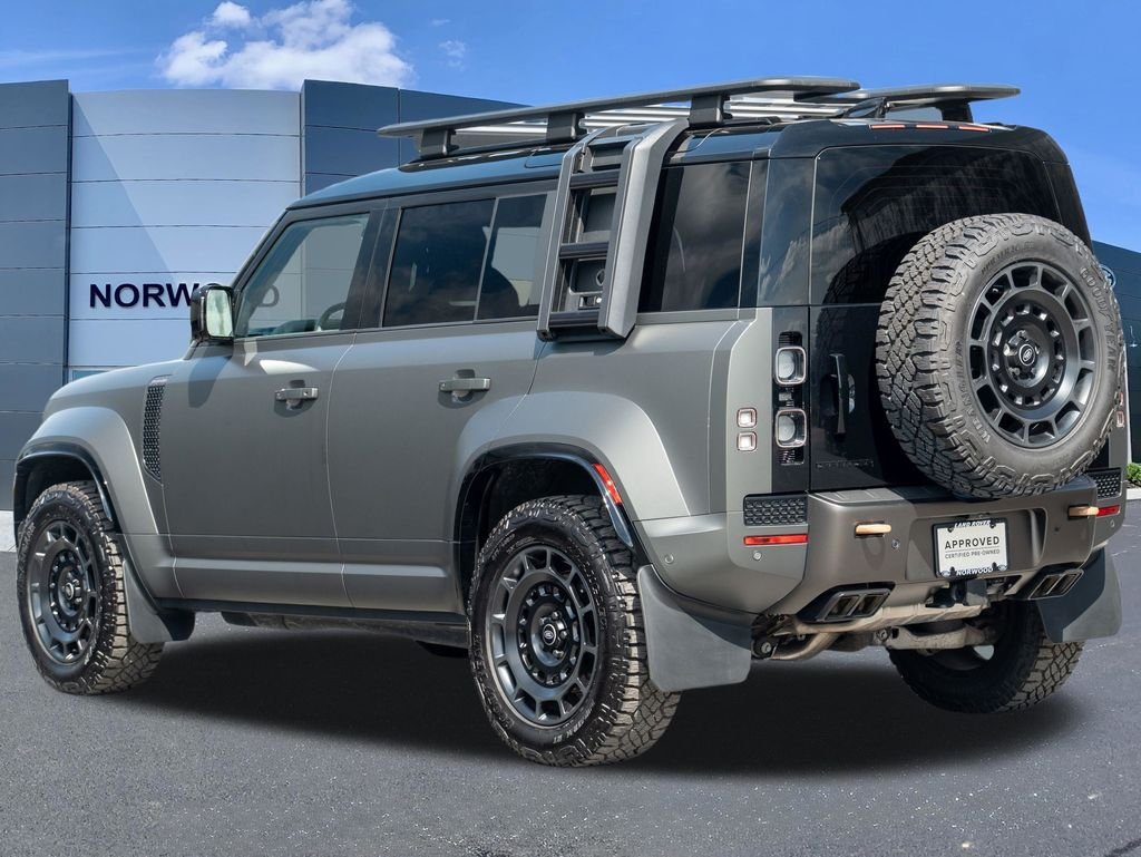 2025 Land Rover Defender Octa Edition One - Photo 6