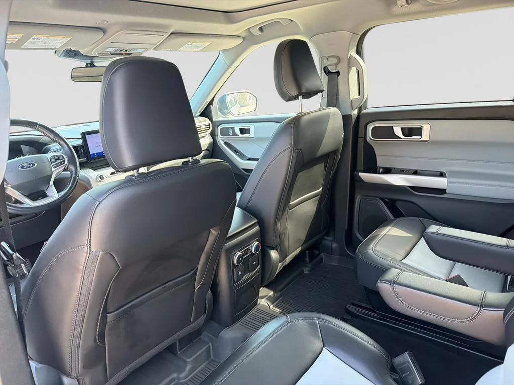 Used 2022 Gray Ford XLT image 15