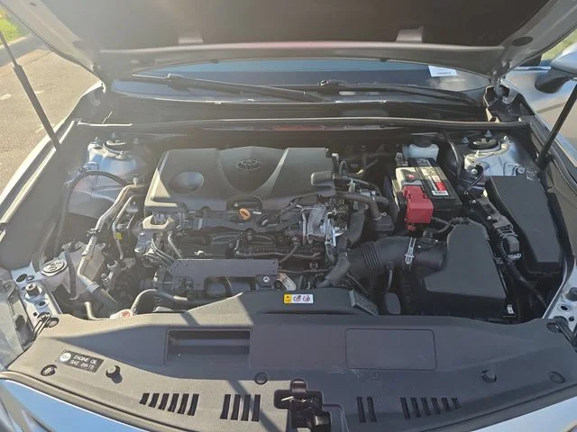 Used 2019 Silver Toyota SE image 28