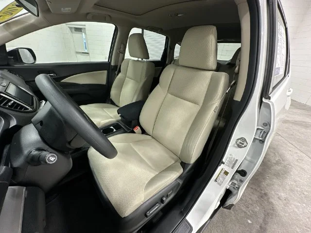 Used 2016 White Diamond Pearl Honda EX image 13