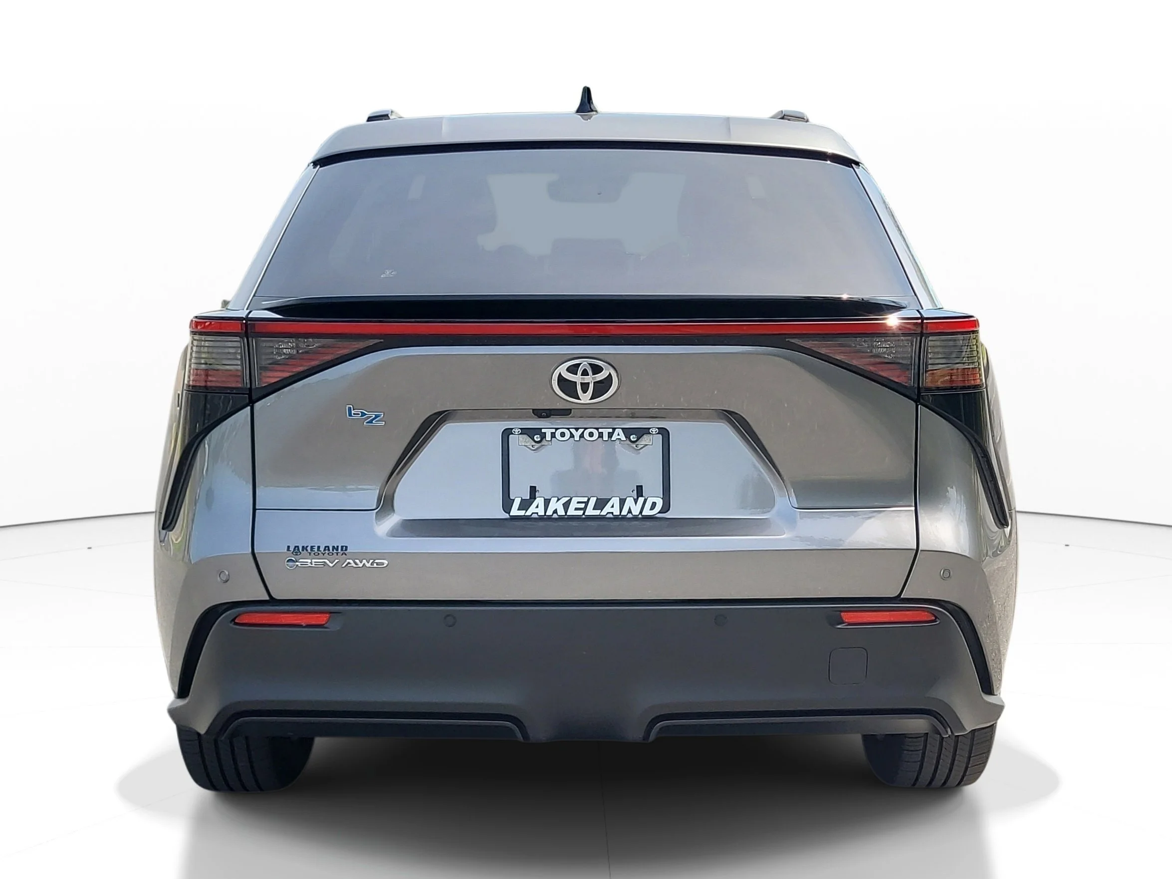 Used 2026 Heavy Metal Toyota XLE image 5
