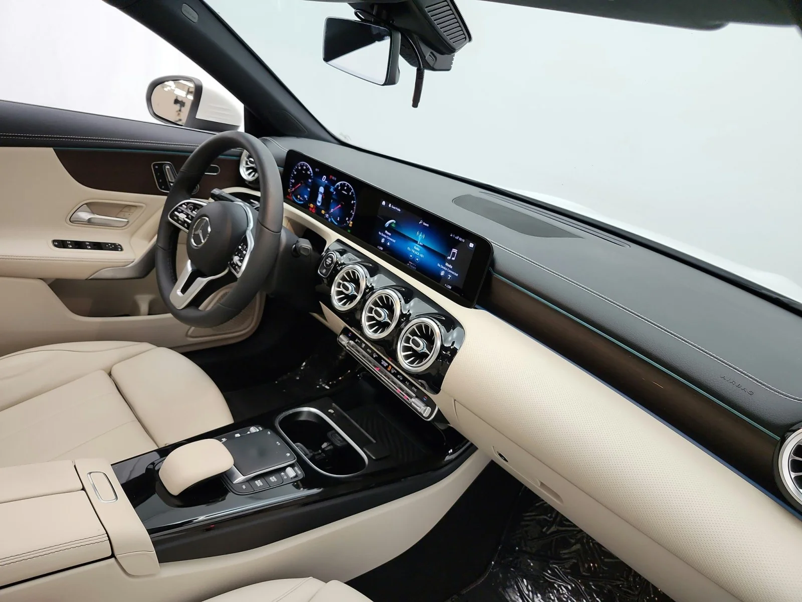 Used 2021 Polar White Mercedes-Benz CLA 250 Coupe image 19