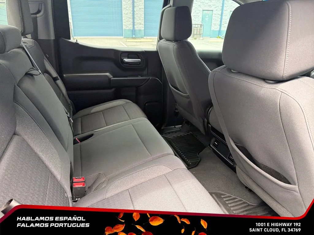 Used 2023 BLACK Chevrolet Custom image 28