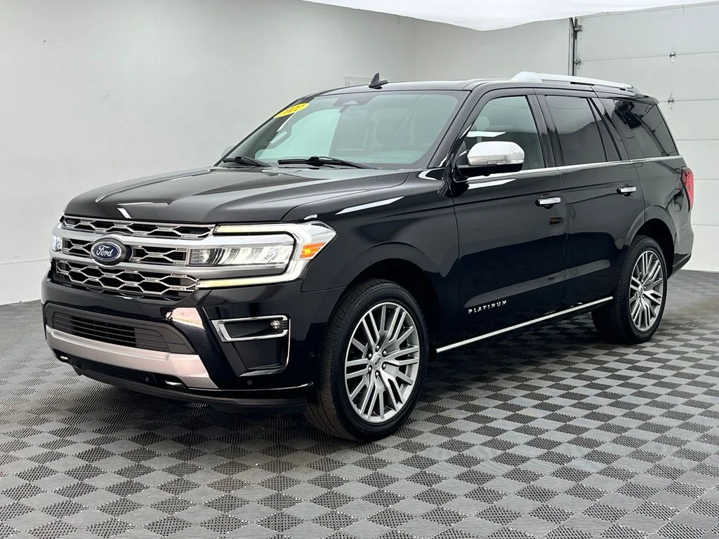 Used 2022 Black Ford Platinum image 2