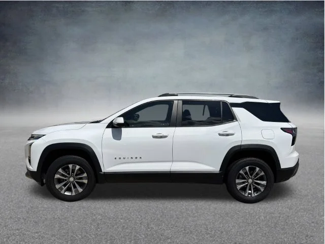 Used 2025 White Chevrolet LT image 15