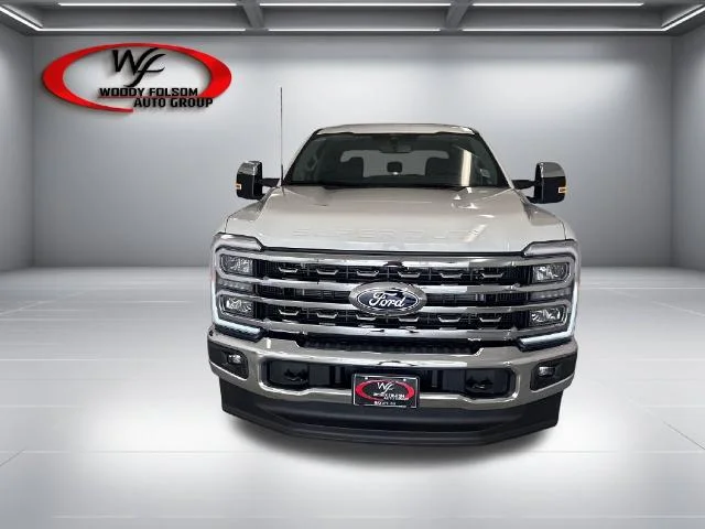 New 2027 Star White Metallic Tri-Coat Ford F-250® Lariat® image 19
