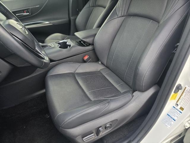 Certified Used 2021 BLIZZARD PEARL Toyota  image 25