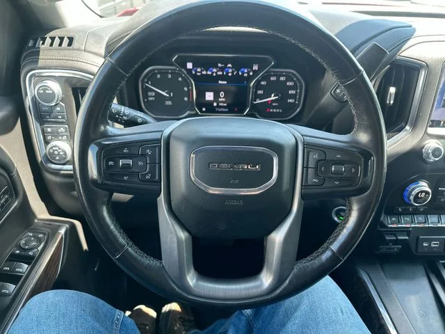 Used 2021 Red GMC Denali image 12