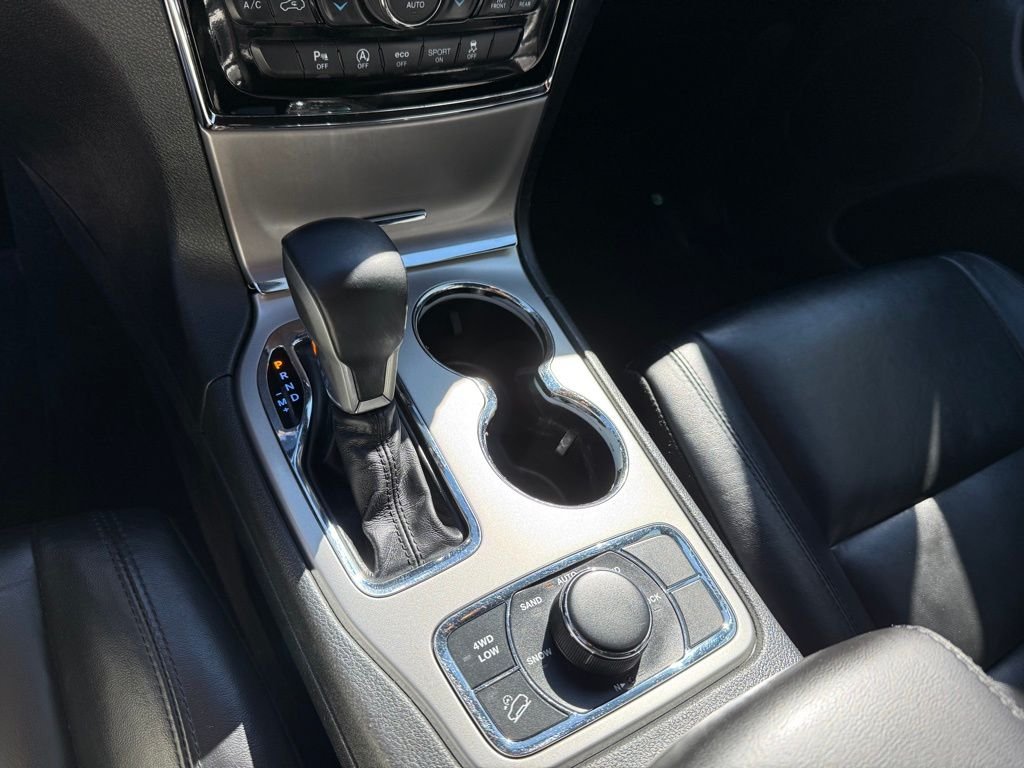 Used 2019 Billet Silver Metallic Jeep Limited image 23