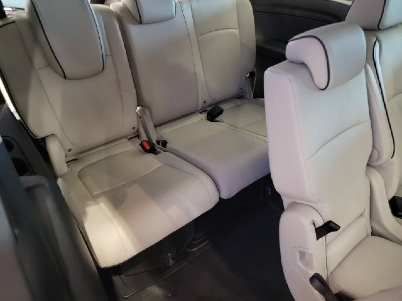 New 2026 Modern Steel Metallic Honda Touring image 24
