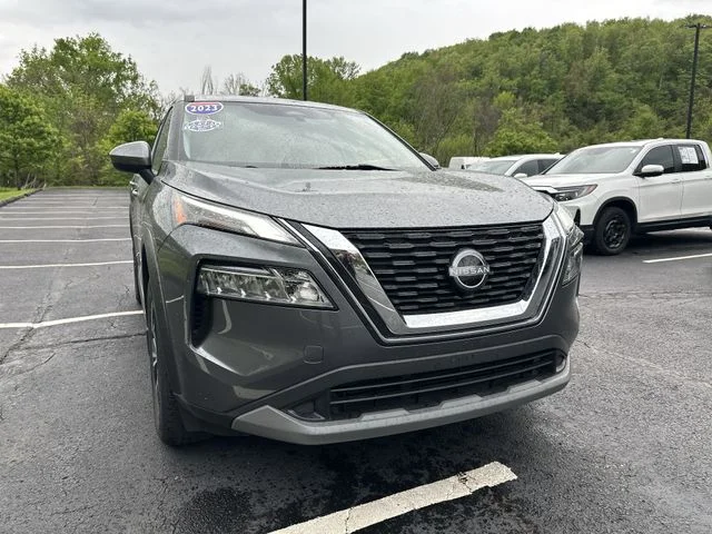 Used 2023 Gray Nissan SV image 11