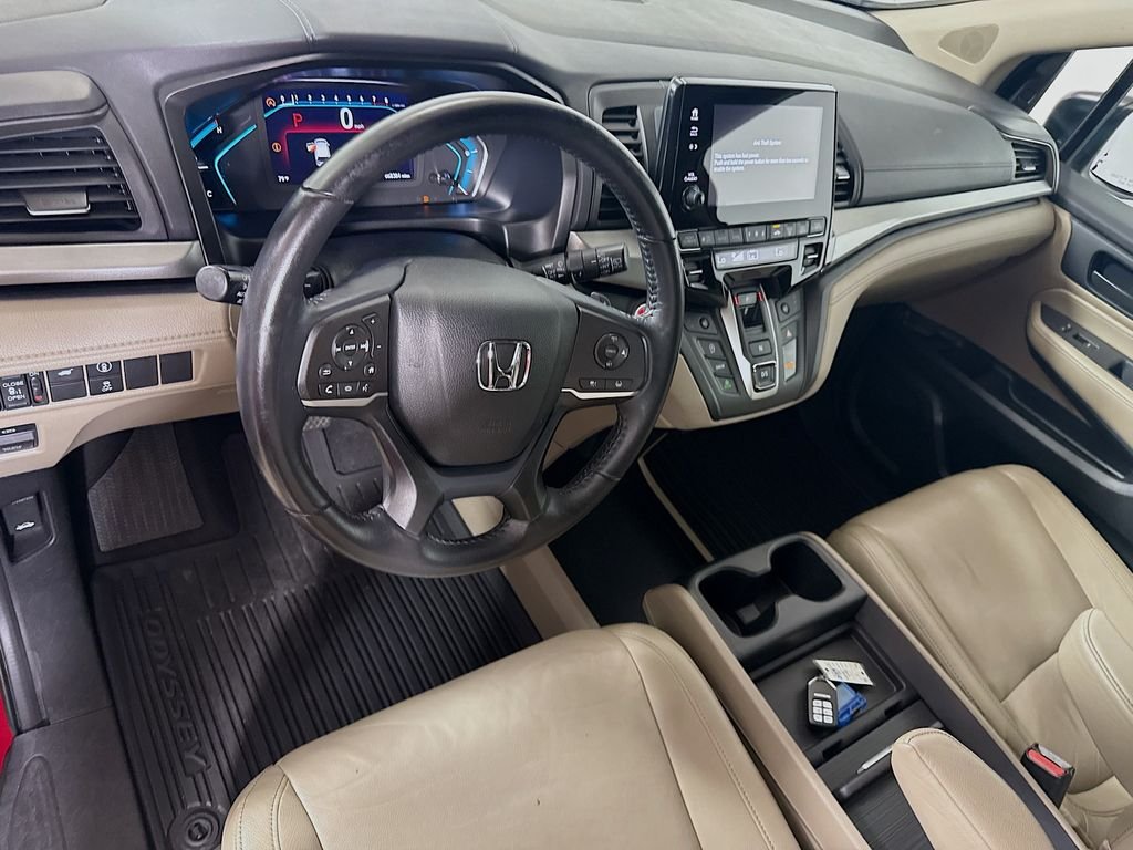 Used 2022 Radiant Red Metallic II Honda EX-L image 9