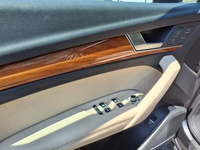2023 Audi Q5 Premium Plus - Photo 11