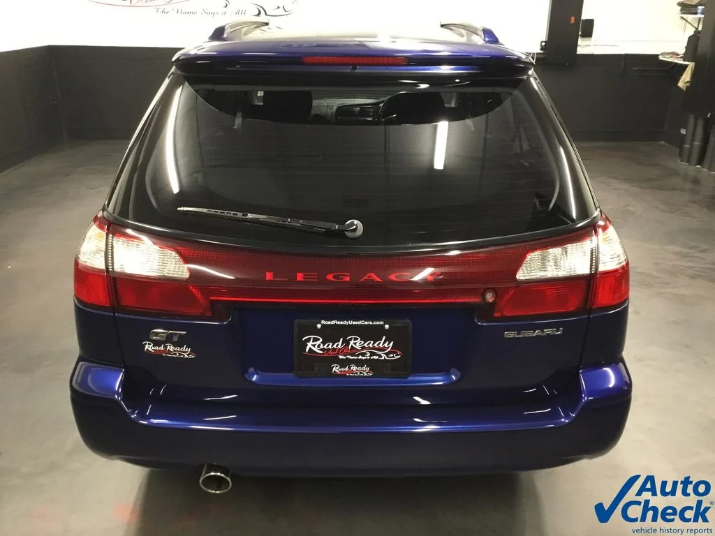 Used 2001 Blue Subaru GT image 9