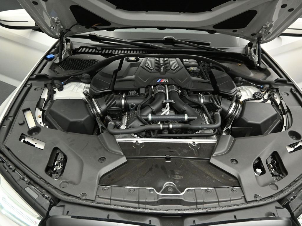 2022 BMW M5 - Image 30
