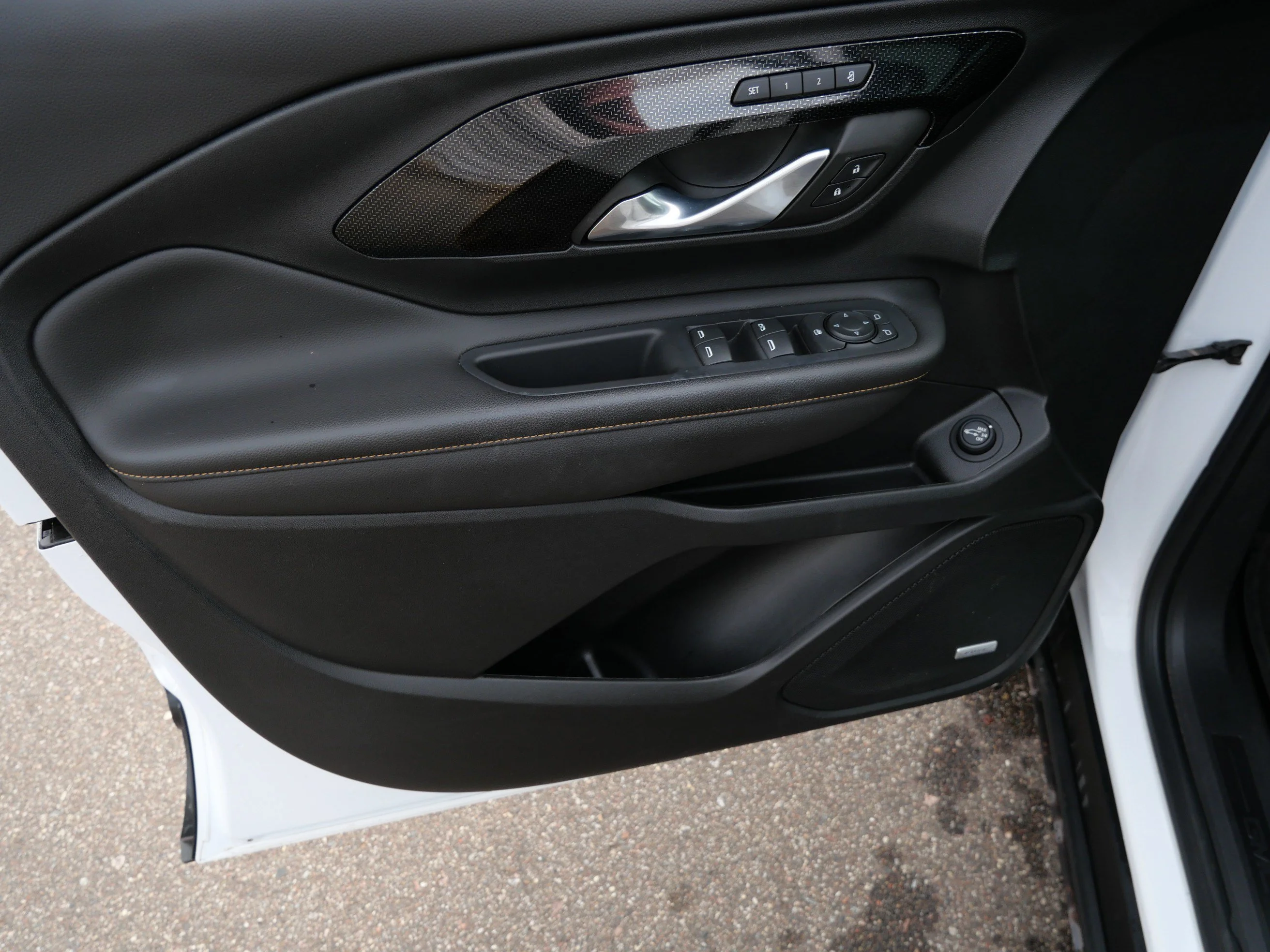 Used 2023 Summit White GMC AT4 image 22