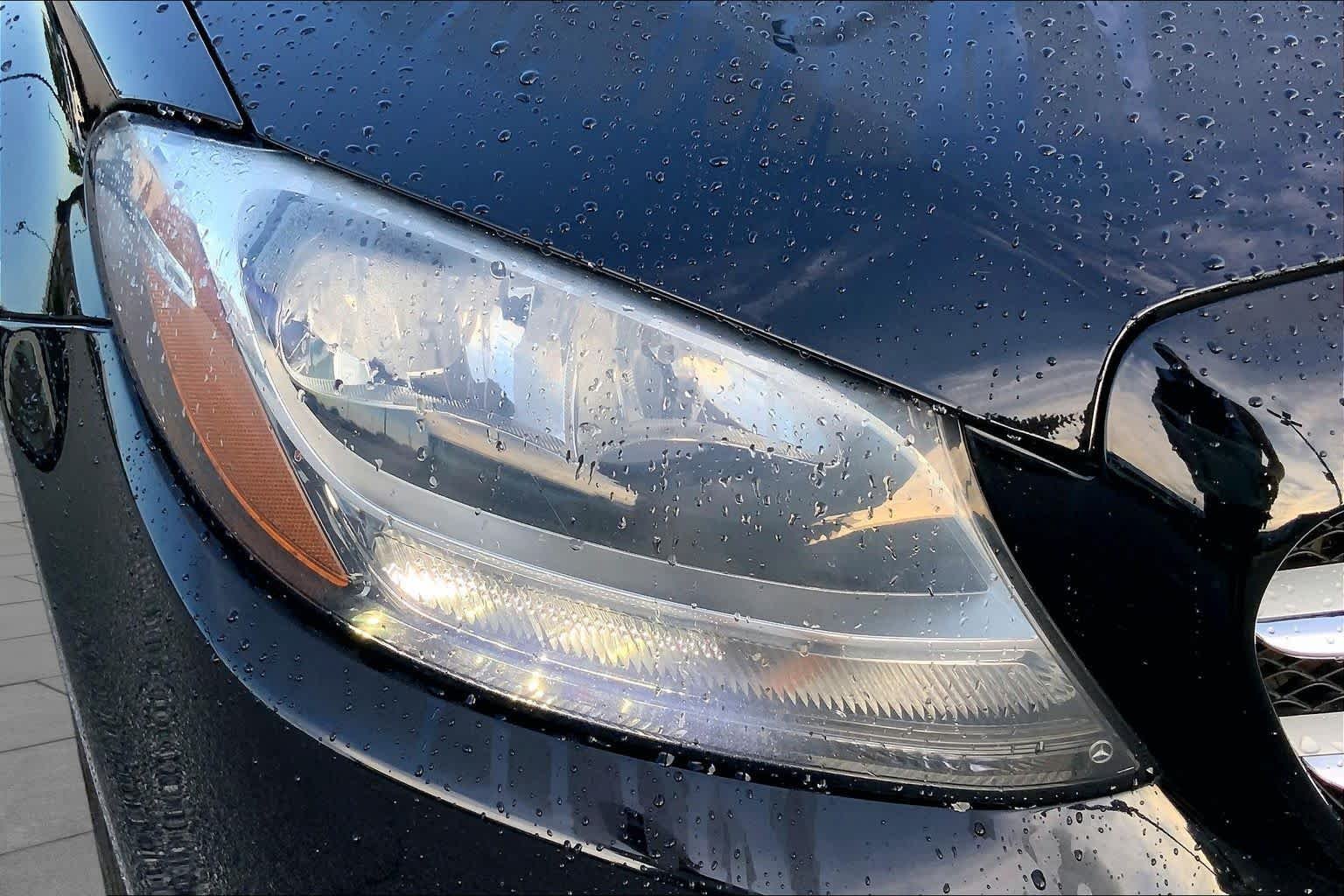 Used 2018 Black Mercedes-Benz C 300 image 27