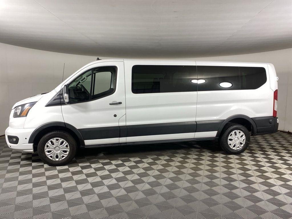Used 2024 Oxford White Ford XLT image 6