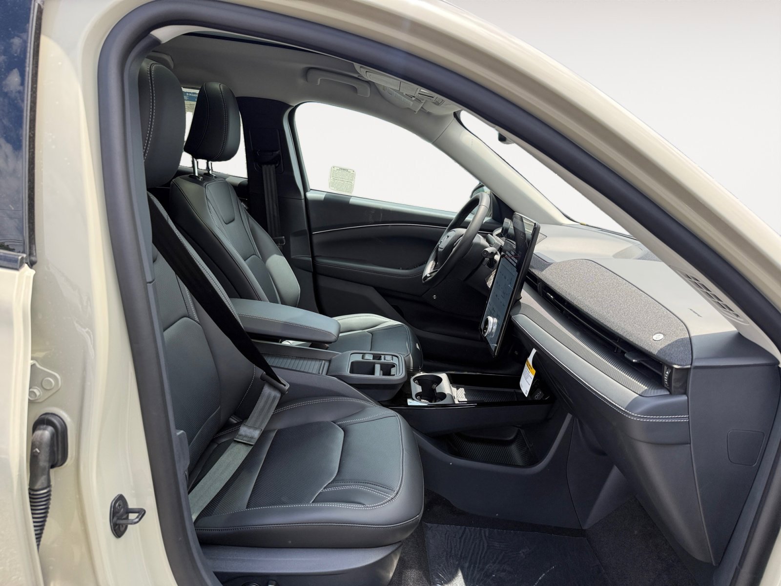 New 2026 Desert Sand Ford Premium image 19