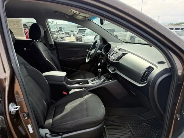 Used 2013 Brown Kia LX image 23